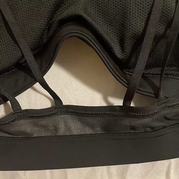 BLACK NIKE SPORTS BRA SIZE SMALL - Picture 4 of 5